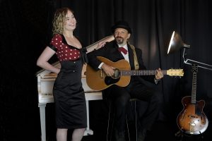 HEAD 'N' TAILS Live at Six Degrees