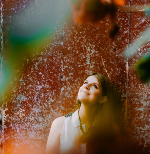 TRACEY BARNETT Live at Six Degrees