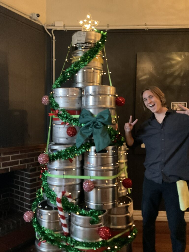 christmas tree albany photo spot at Six Degrees with festive lights